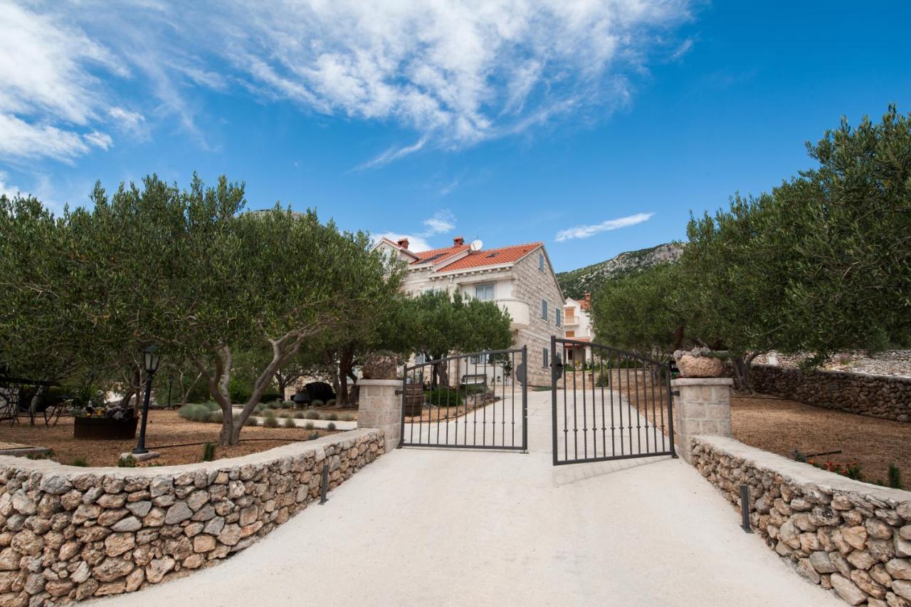 Villa Franka With Swimming Pool بول المظهر الخارجي الصورة