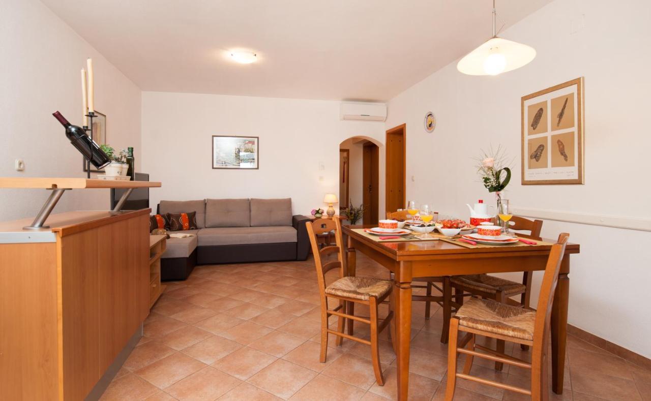 Villa Franka With Swimming Pool بول المظهر الخارجي الصورة