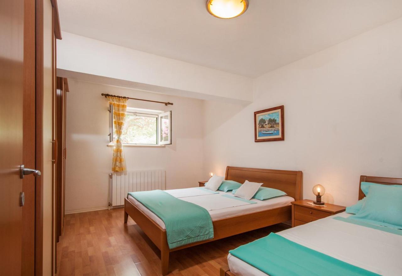 Villa Franka With Swimming Pool بول المظهر الخارجي الصورة